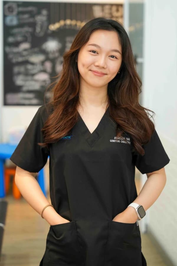 DC. Angeline Tan, Chiropractor