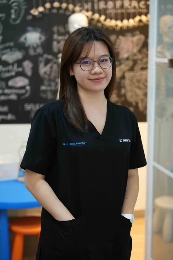 Sarah Tan 医师,脊椎治疗师